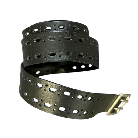 Womens Leather Belt 40-46" Waist Black Double Prong Silver Buckle - Picture 8 of 8